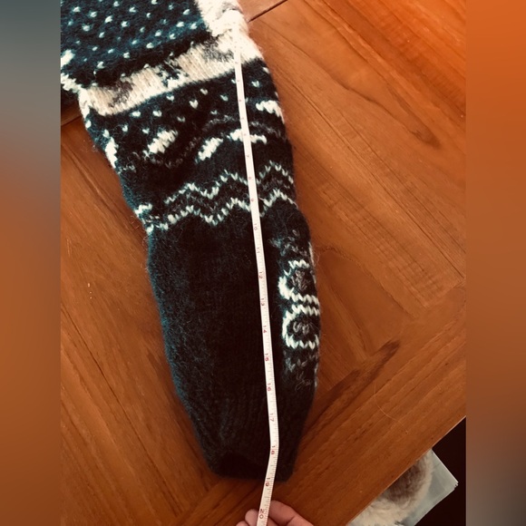 Hand Crafted in Nepal Wool Pullover Sweater Size Large - Picture 13 of 14